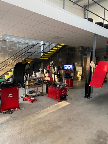 JD Tyres – Tyre Equipment